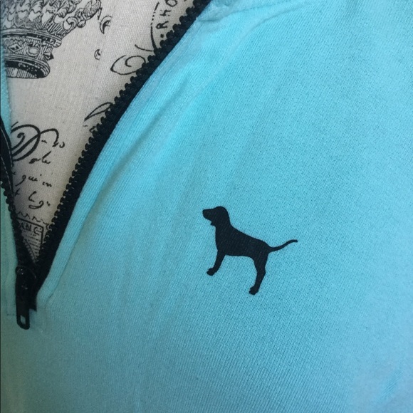 ✨⭐️VS Pink Blue Quarter Zip⭐️✨ - Picture 8 of 8